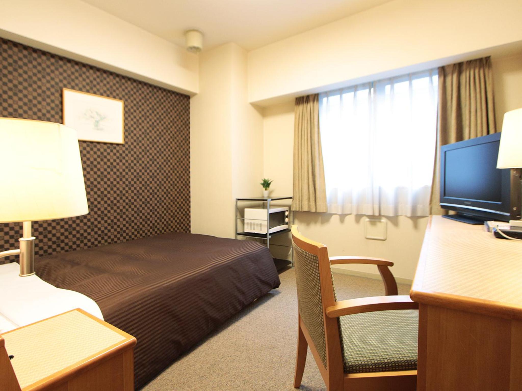 Double Room with Small Double Bed - Non-Smoking photo 3