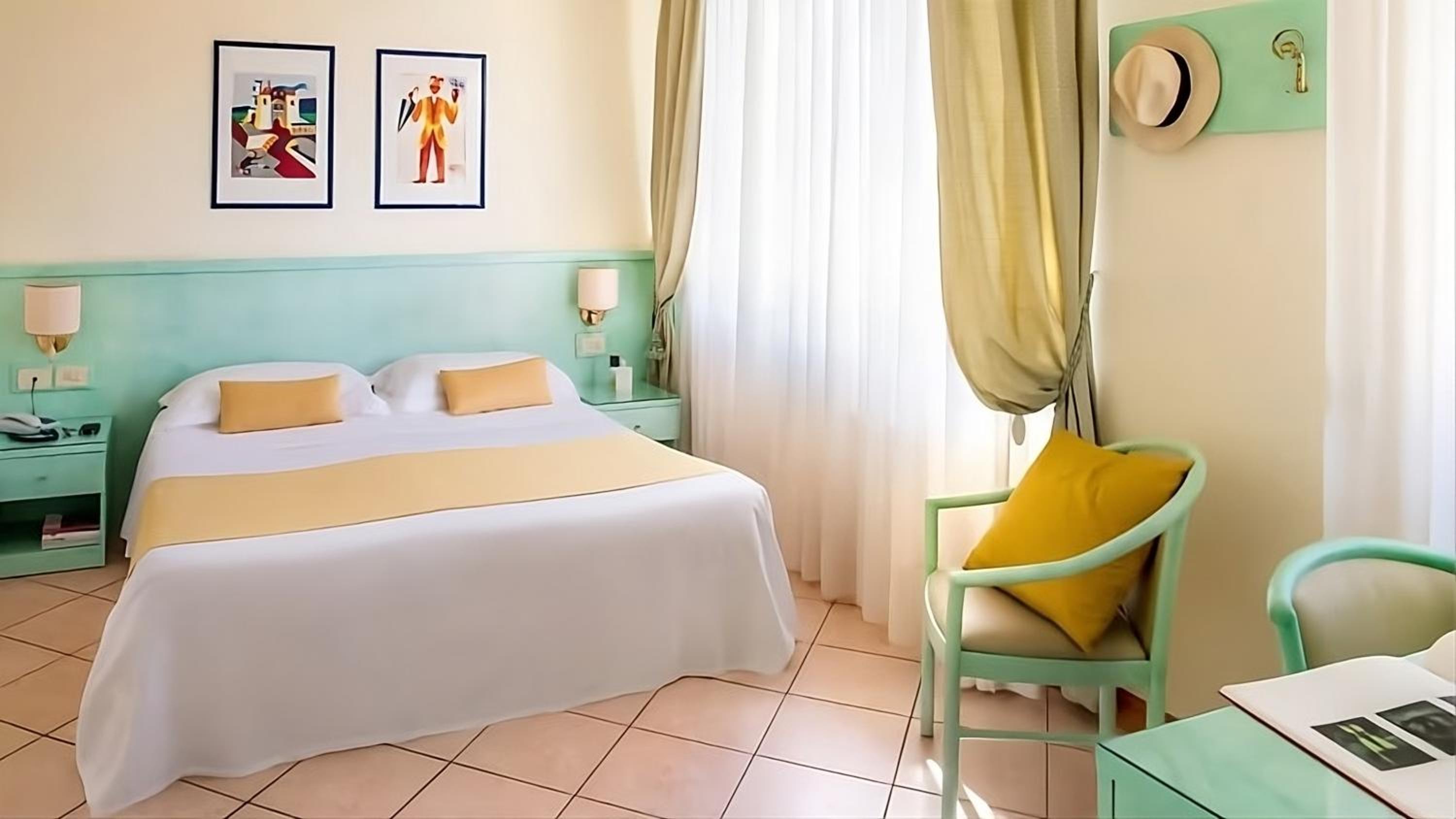 Double or Twin Room with Side Sea View photo 1