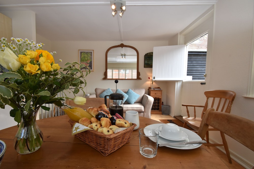 Classic Apartment, 1 Bedroom photo 1