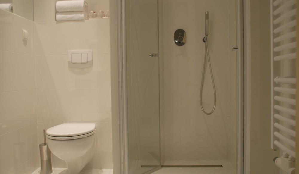 Standard Double or Twin Room photo 2