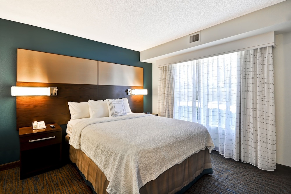 Suite, 1 Bedroom photo 2