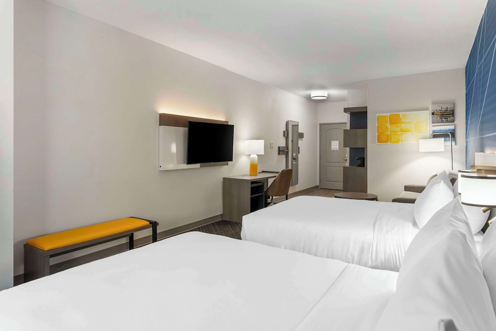 Suite, Multiple Beds, Accessible, Non Smoking - Photo 3