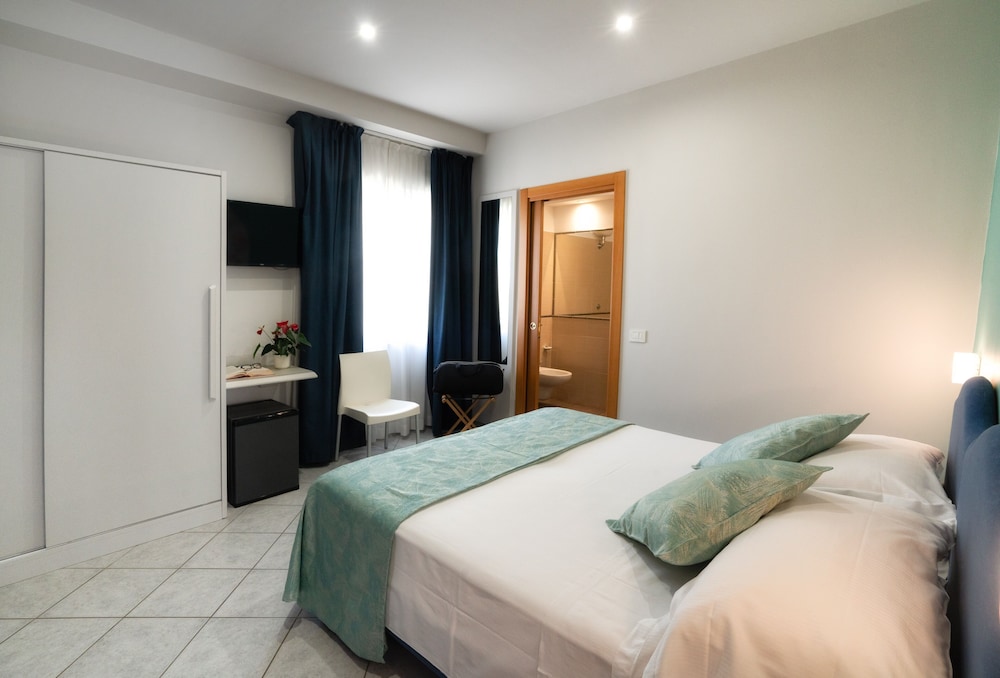 Comfort Double Room, Terrace, Sea View photo 2