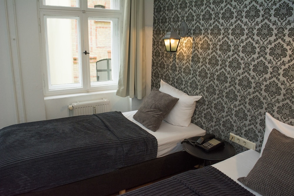 Double Room (Plus) photo 3