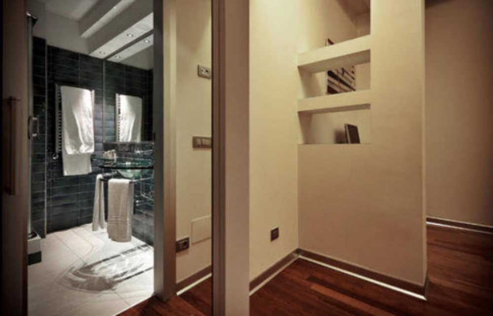 Classic Double Room Single Use photo 2