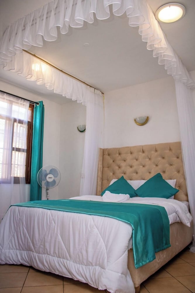 Deluxe Single Room, City View