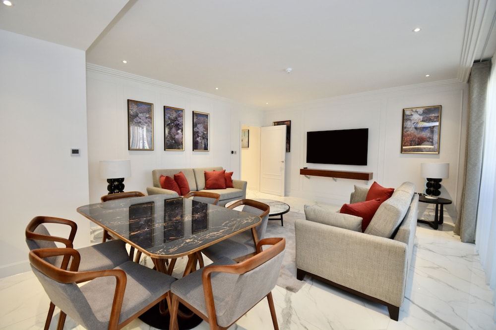 Luxury Apartment, 2 Bedrooms photo 2