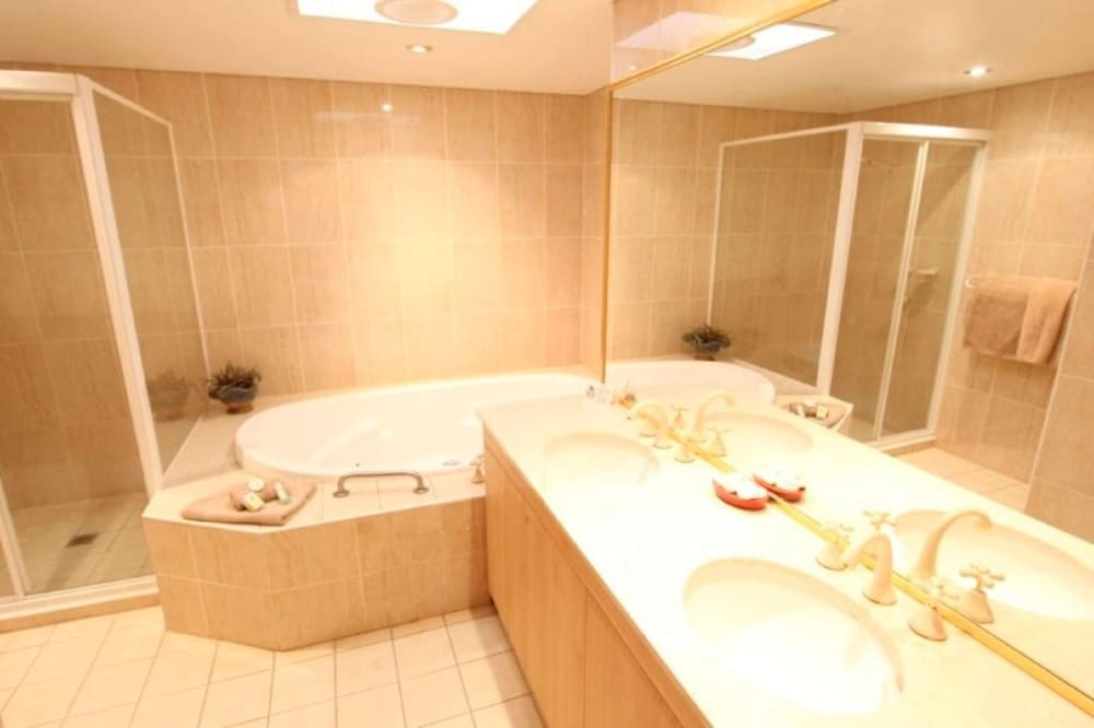 Executive Spa Suite photo 3