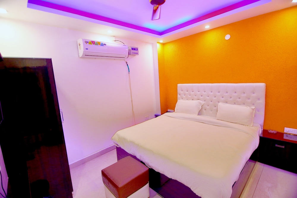 Super Deluxe Room