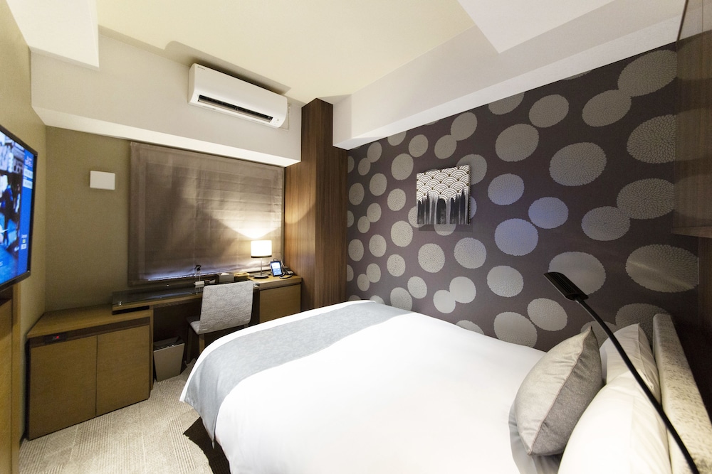 Standard Double Room, Non Smoking - Photo 7