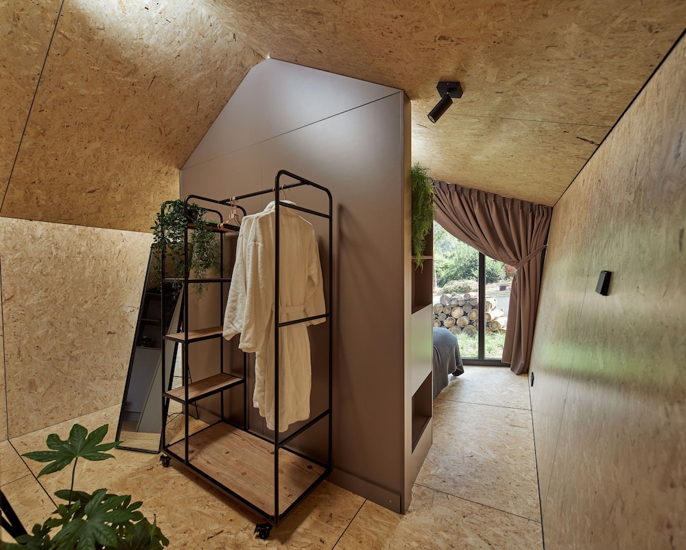 Diamond Suite photo 1