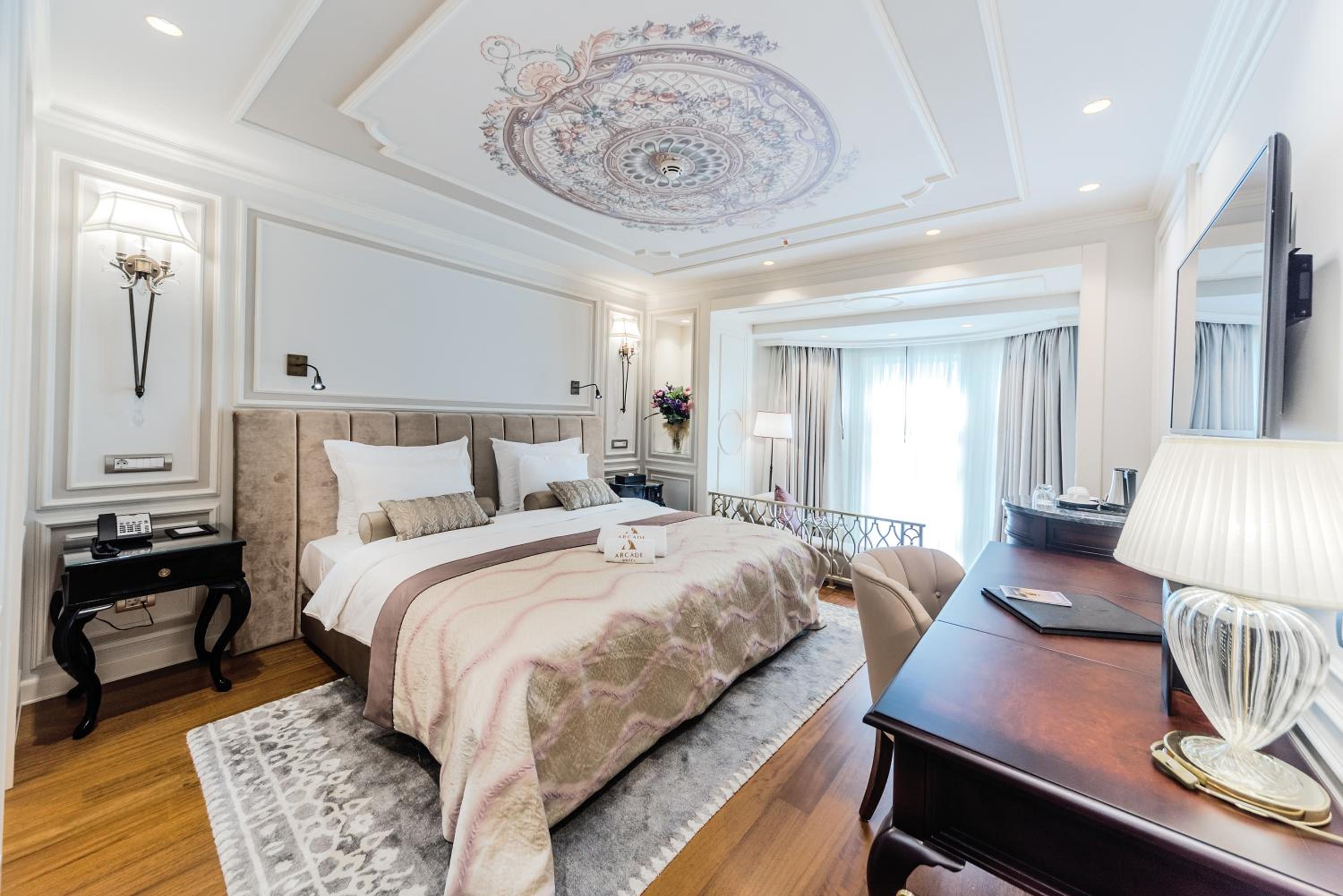 Luxury Deluxe Double or Twin Room photo 1