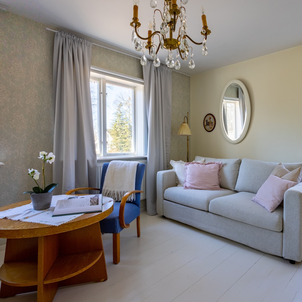Room, 2 Bedrooms, Private Bathroom, Sea View photo 3