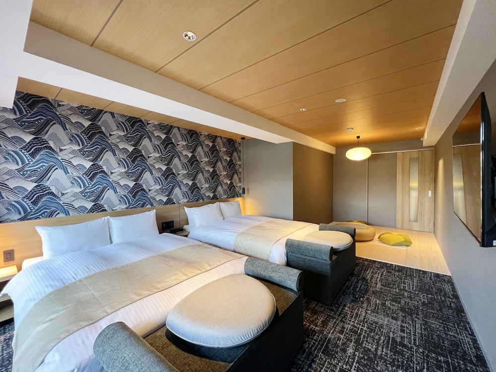 Deluxe Twin Room - Photo 2