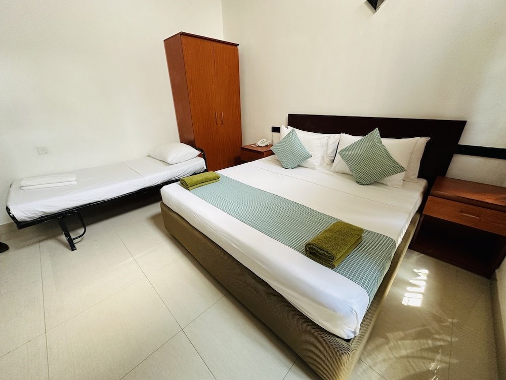 Deluxe Room With Jacuzzi