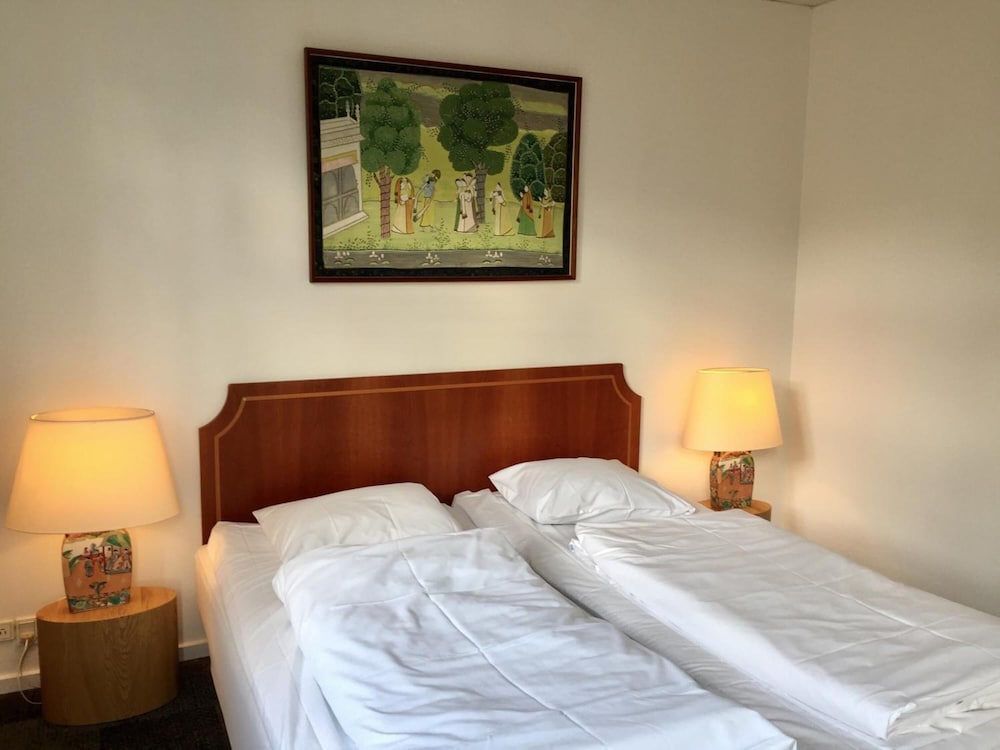 City Apartment, 1 Queen Bed with Sofa bed, City View photo 1