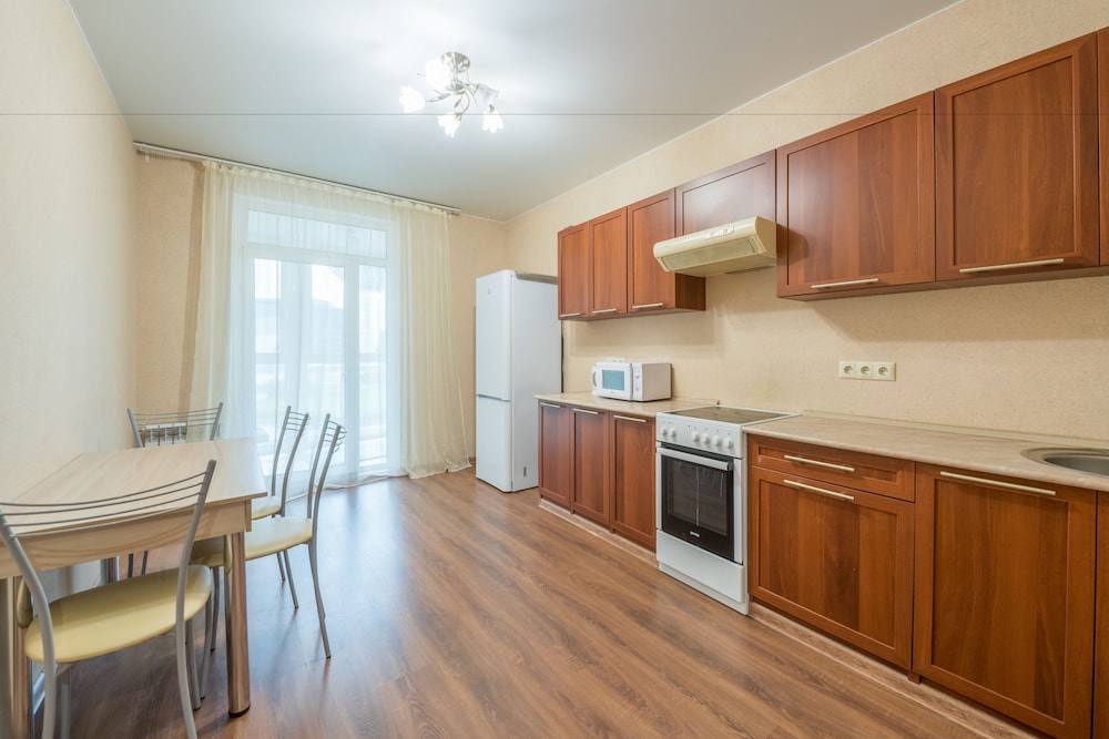 Comfort Apartment, 1 Queen Bed with Sofa bed, Beachfront photo 2