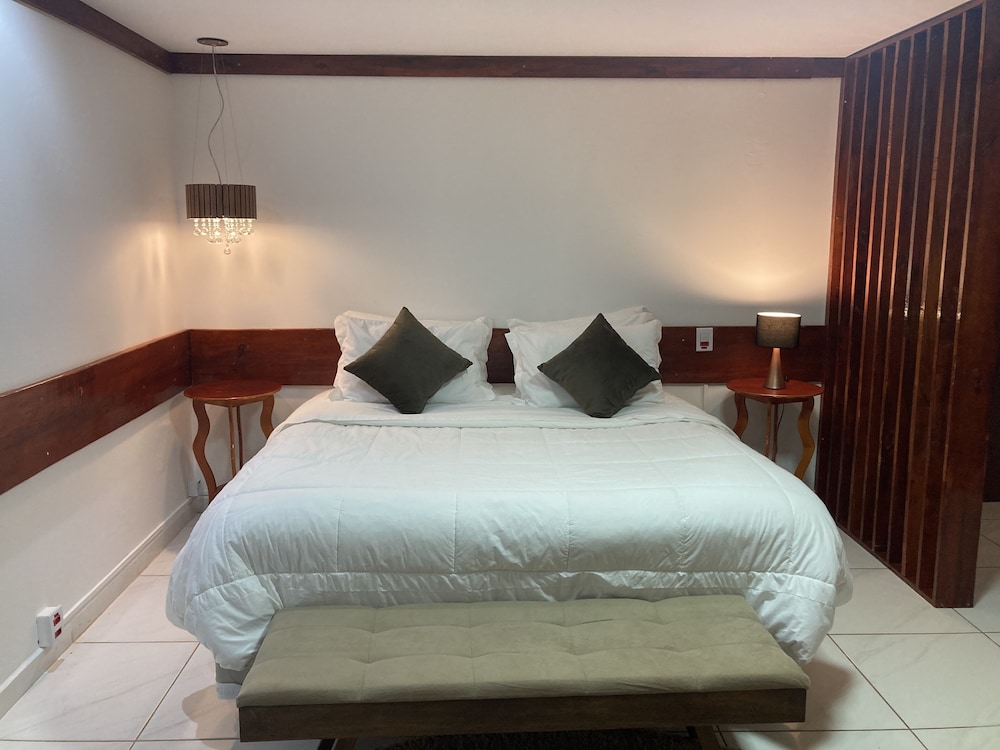 Deluxe Double Room, 1 King Bed, Jetted Tub
