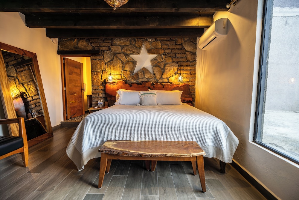 Standard Room, Mountain View photo 2