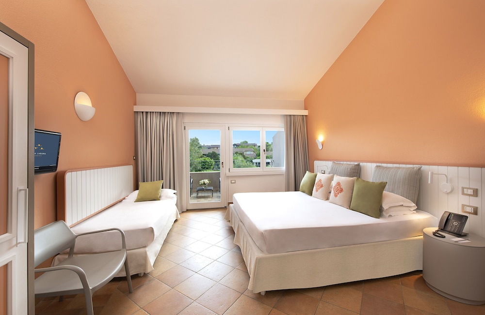 Classic Plus Balcony room - Photo 1