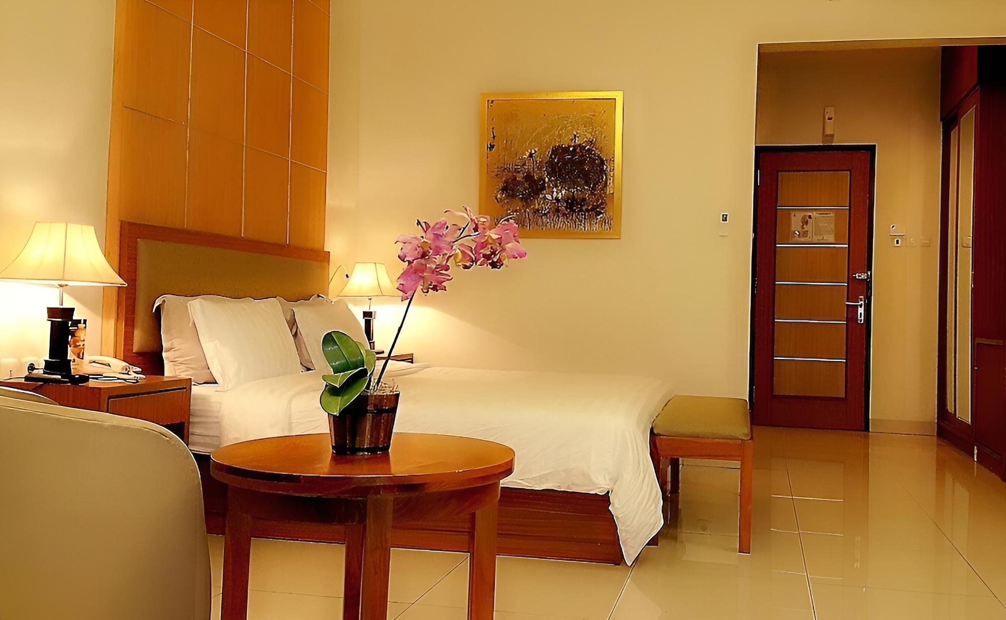Deluxe Studio Suite, Mountain View photo 1