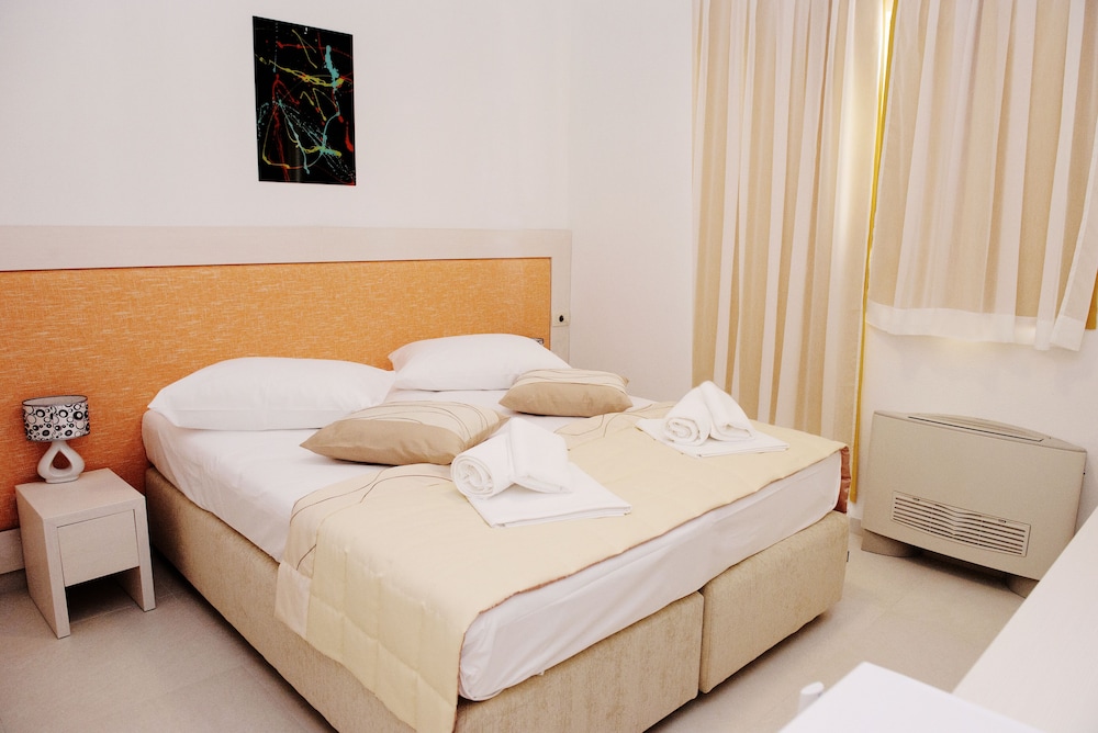 Double or Twin Room, Balcony