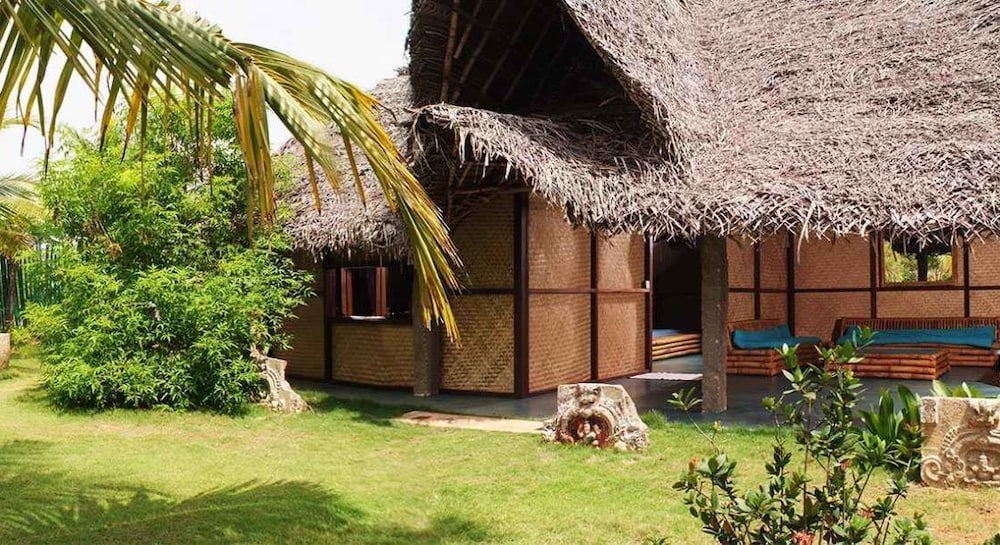 Eco cottage ( Non A/c ) - Photo 2