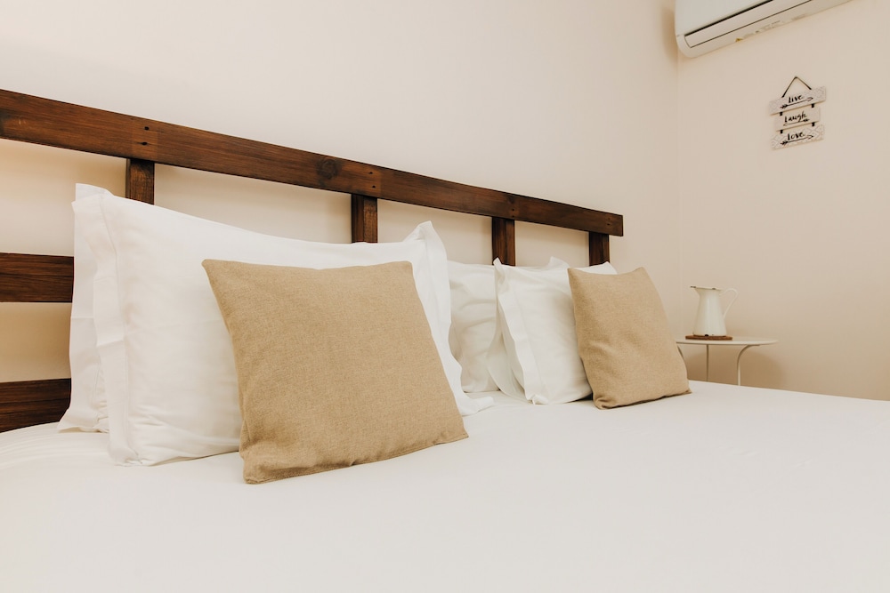 Exclusive Double or Twin Room, Non Smoking, Partial Sea View photo 3