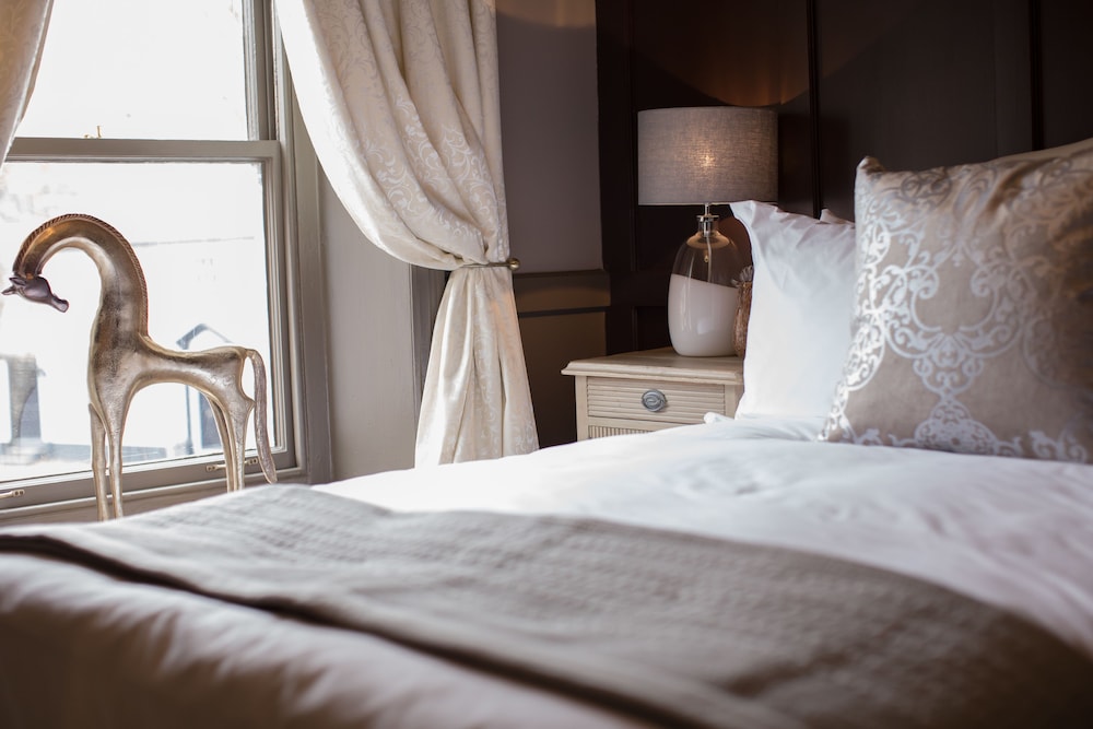 Double or Twin Room photo 3