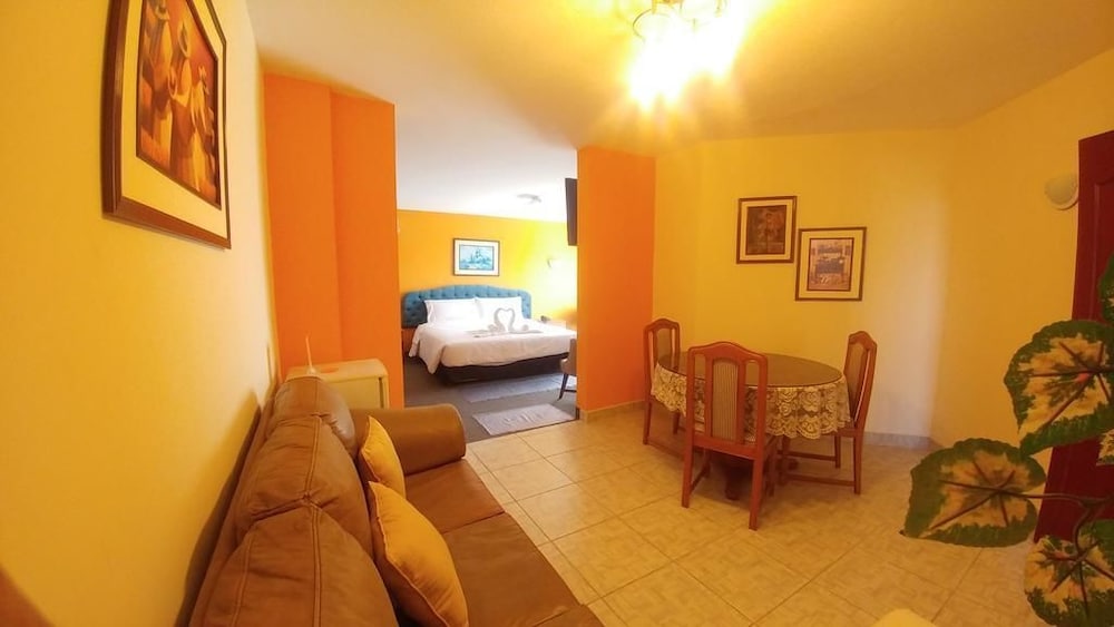 Presidential Suite photo 3