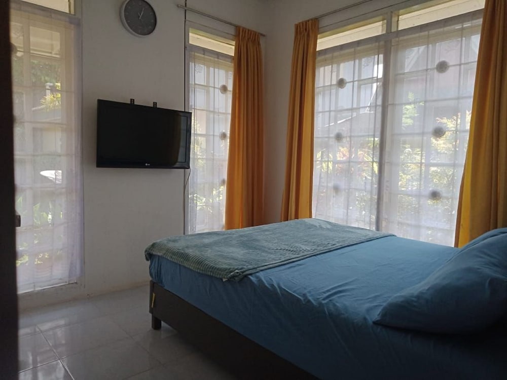 Family Villa, 4 Bedrooms, Smoking, Mountain View