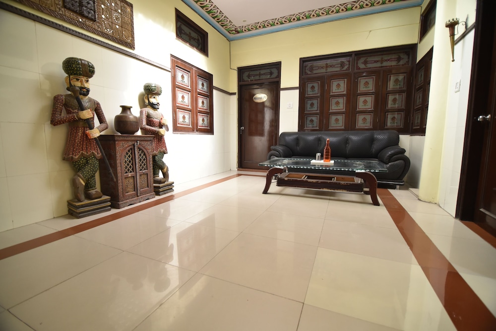 Royal Suite Maharani AC