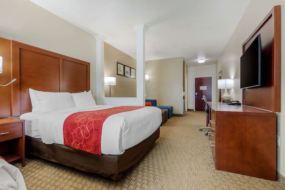 Room, Multiple Beds, Accessible, Non Smoking - Photo 4