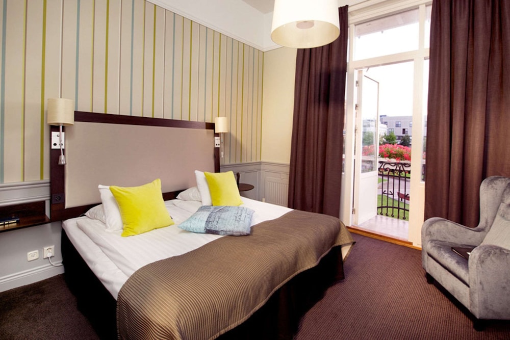 Superior Room, 2 Twin Beds, Non Smoking - Photo 1
