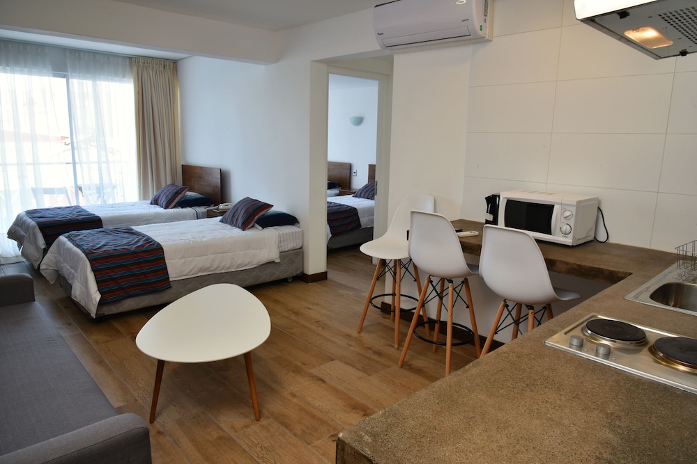 Family Apartment, Multiple Beds photo 3
