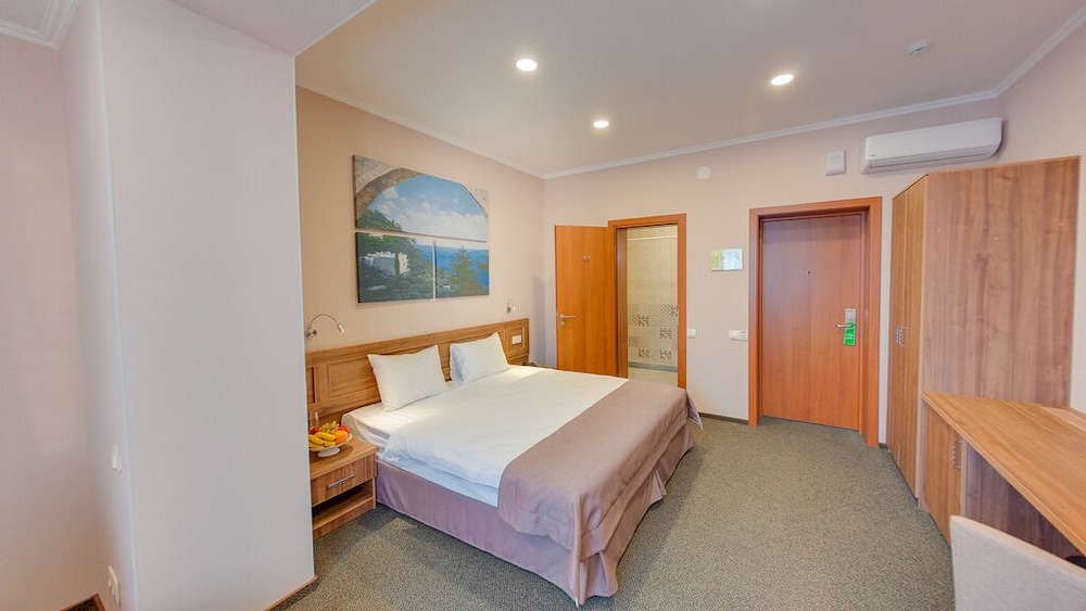 Superior Double or Twin Room photo 1