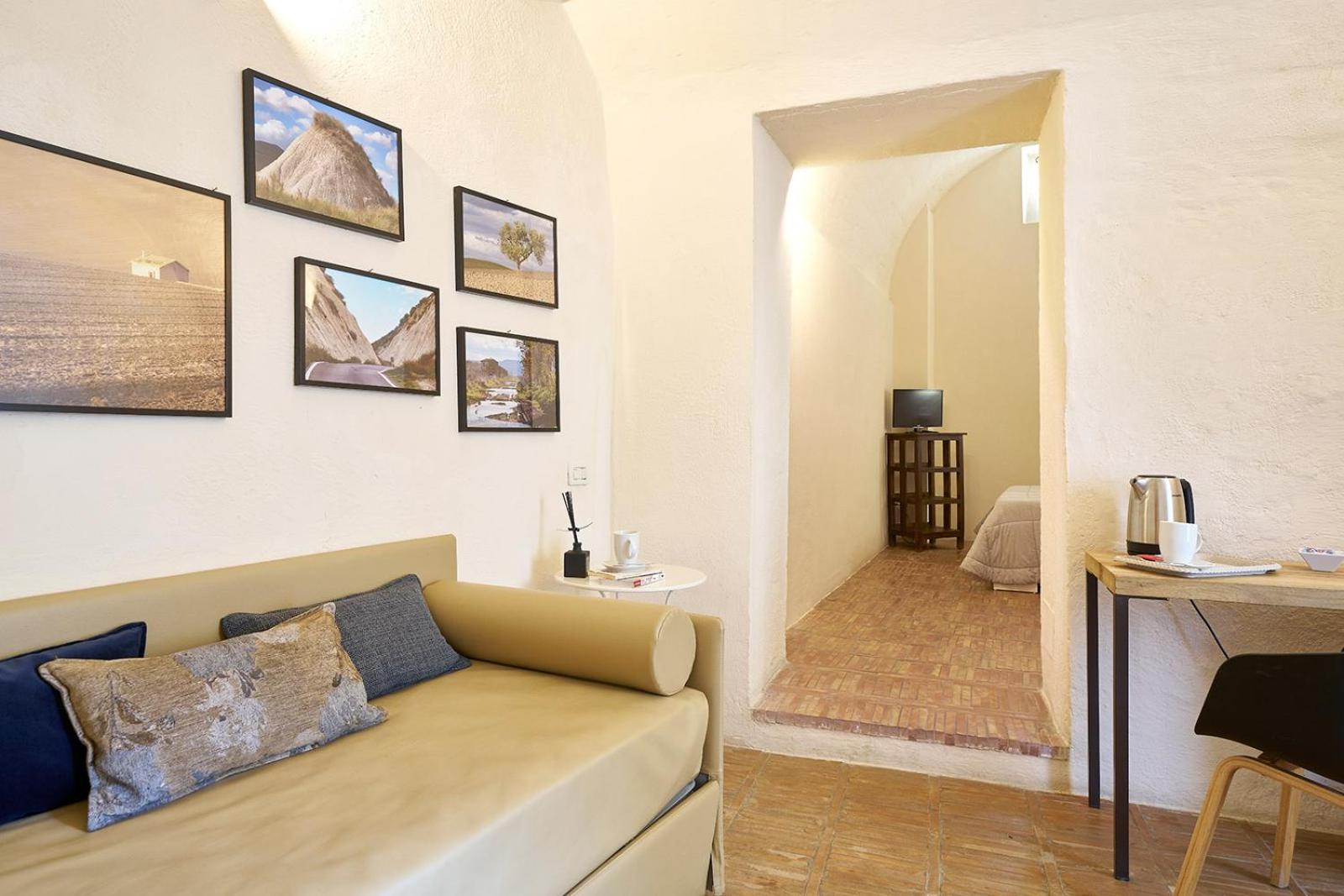 Large Double Room photo 2