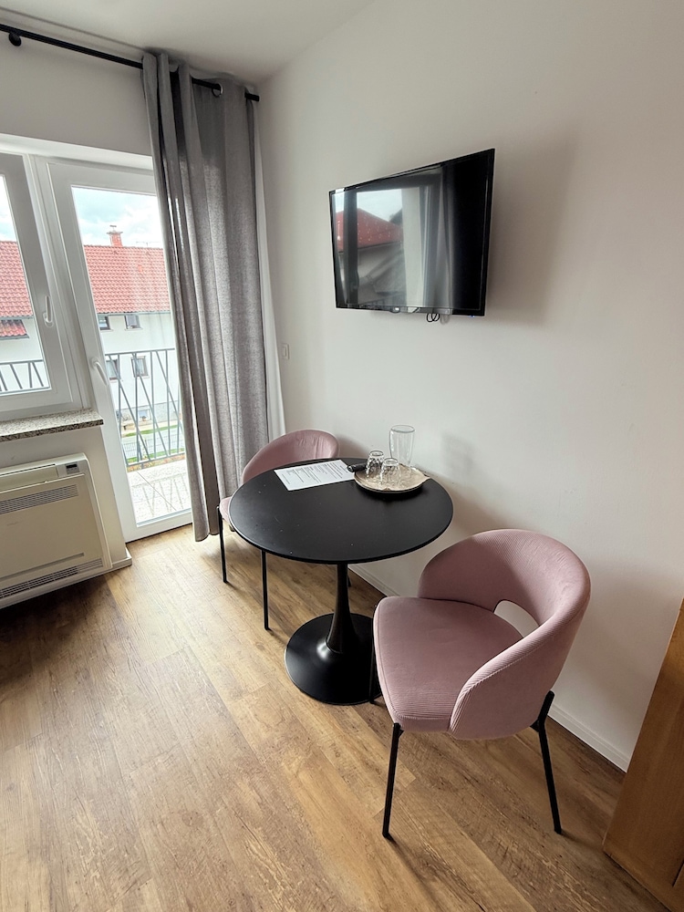 Deluxe Single Room