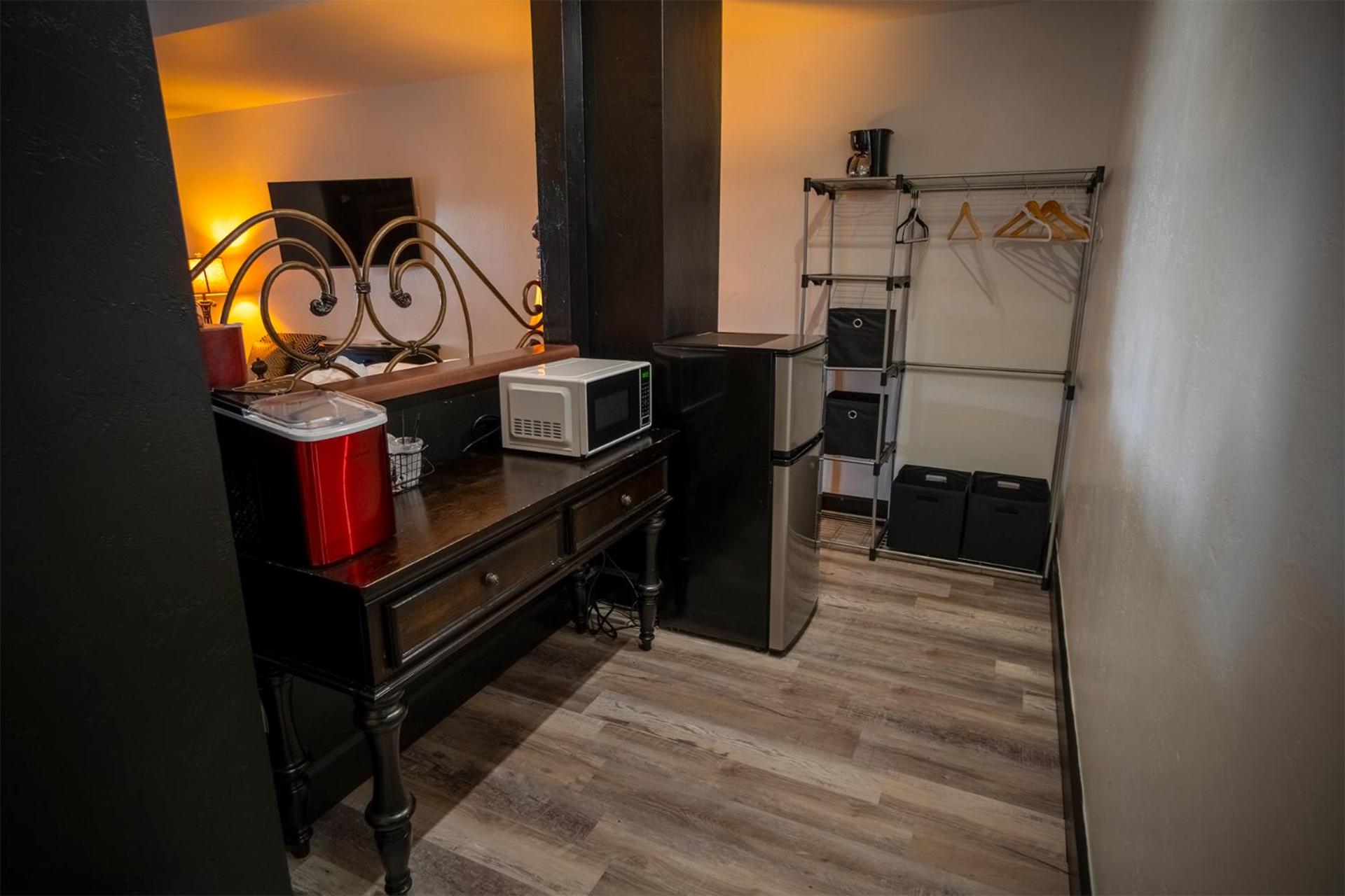 Superior King Suite photo 2