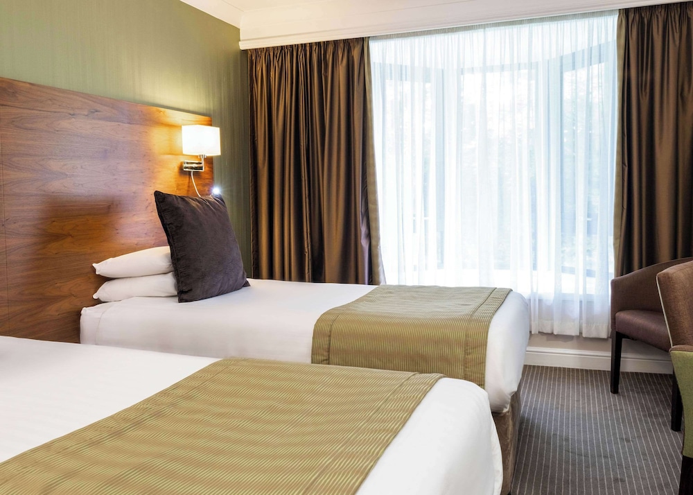 2 Single Beds - Photo 4