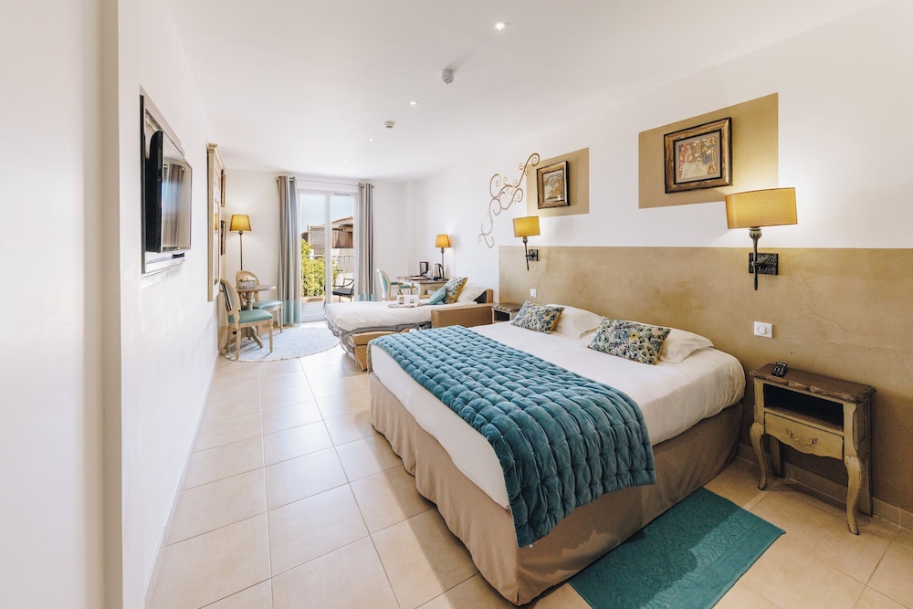 Family Triple Room, Sea View