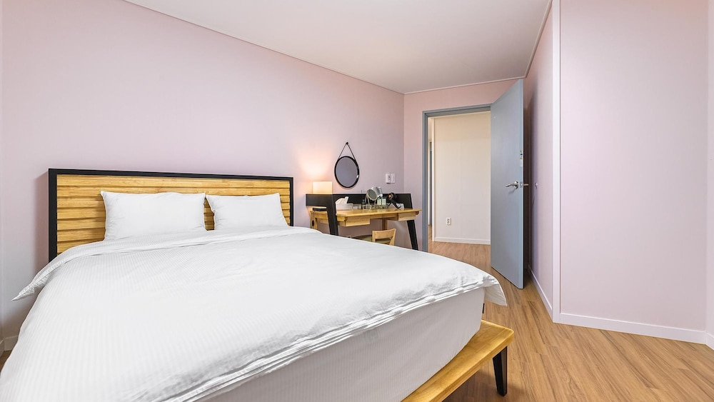 Basic Room, 1 Bedroom (201 (ocean view)) - Photo 10