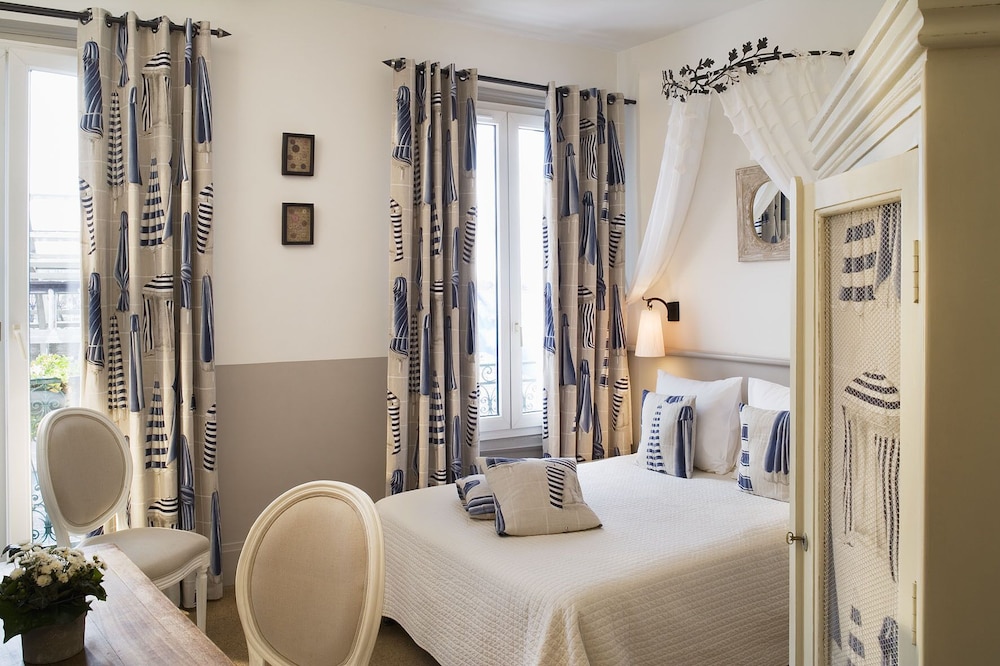 Standard Double Room, Harbor View