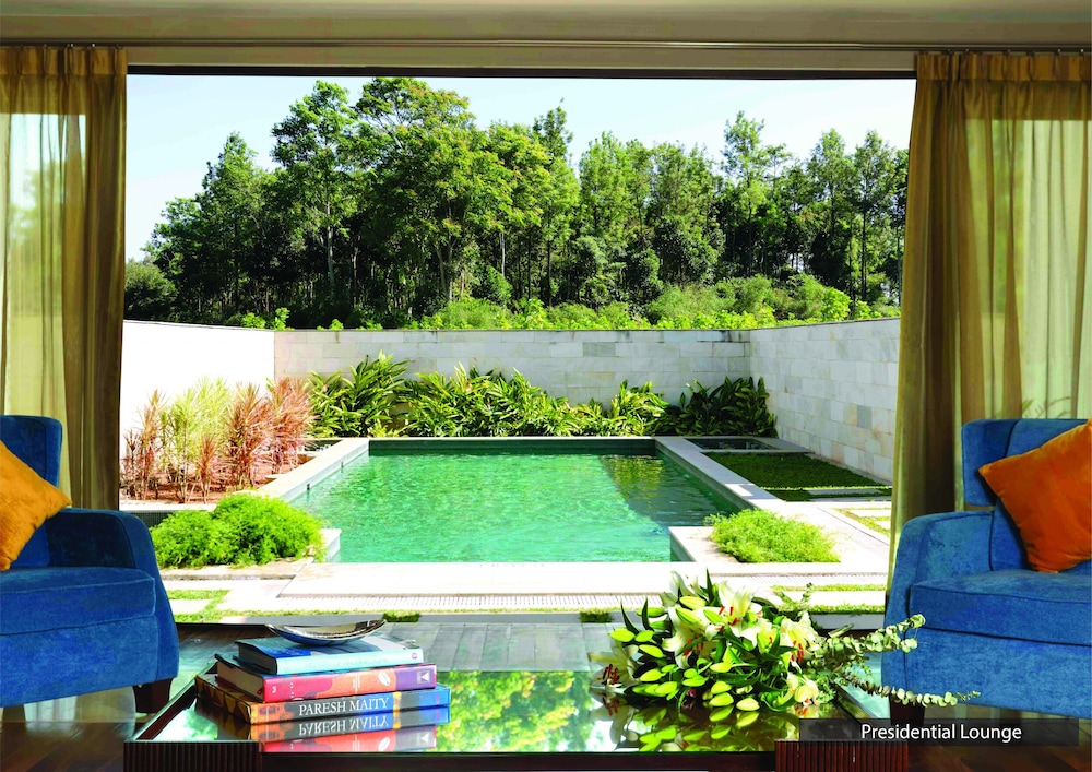 Estate Pool Villa photo 2