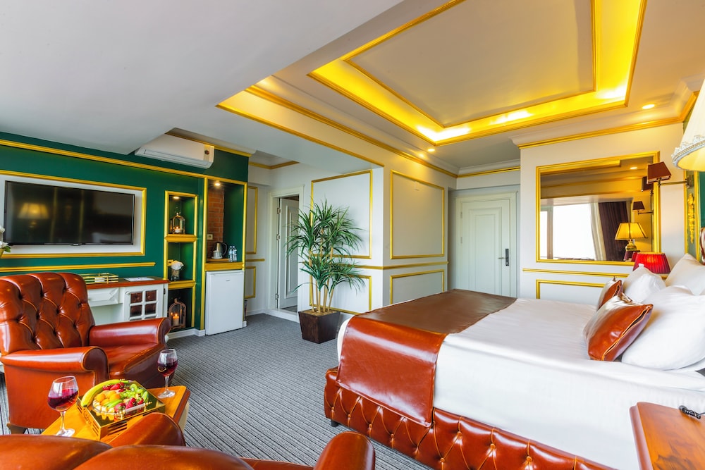 Junior Room