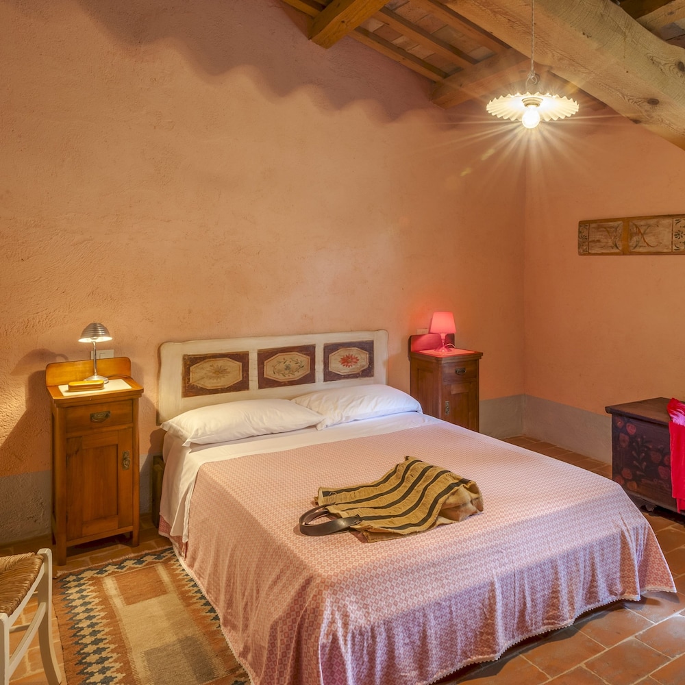 Villa photo 1
