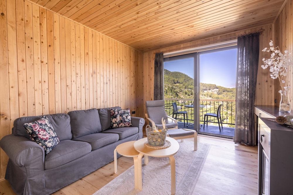 Superior Suite - Photo 4