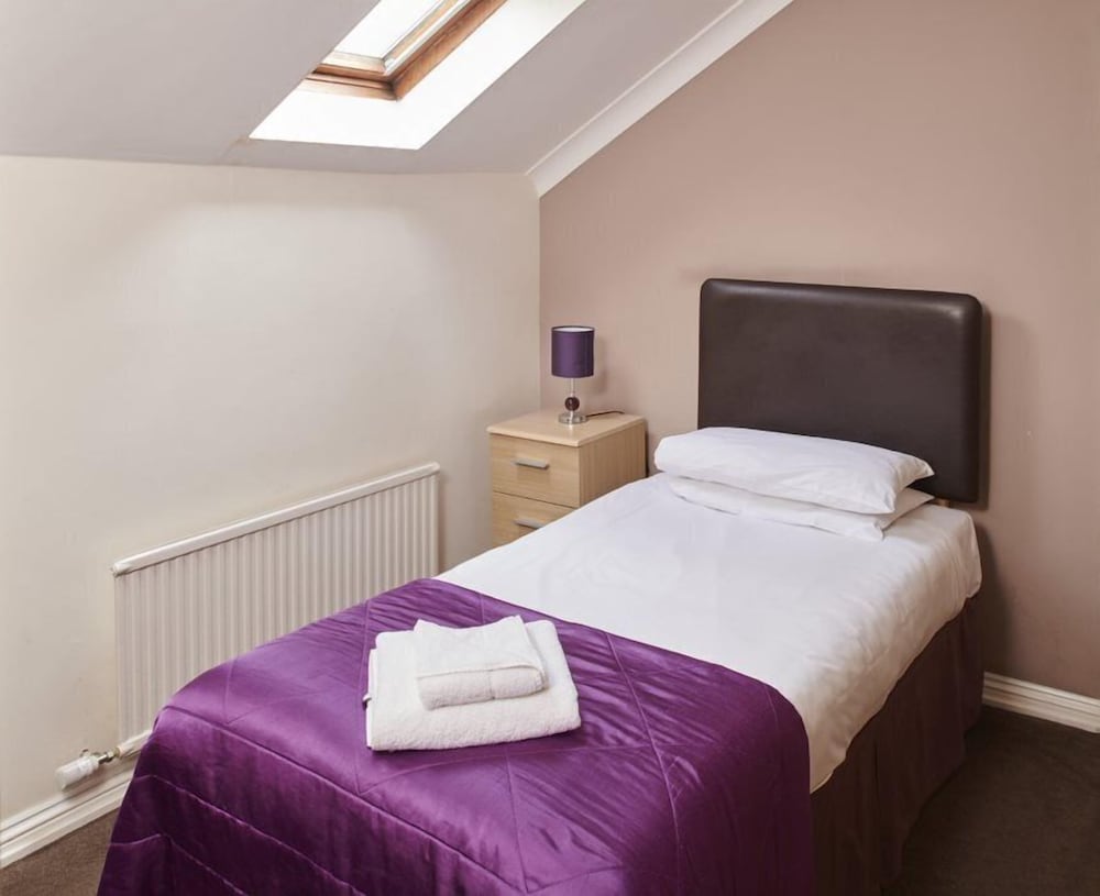 Single Room, Ensuite photo 1