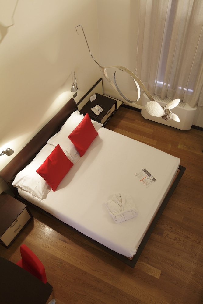 Deluxe Suite, Tower (Loft Dependance) - Photo 6
