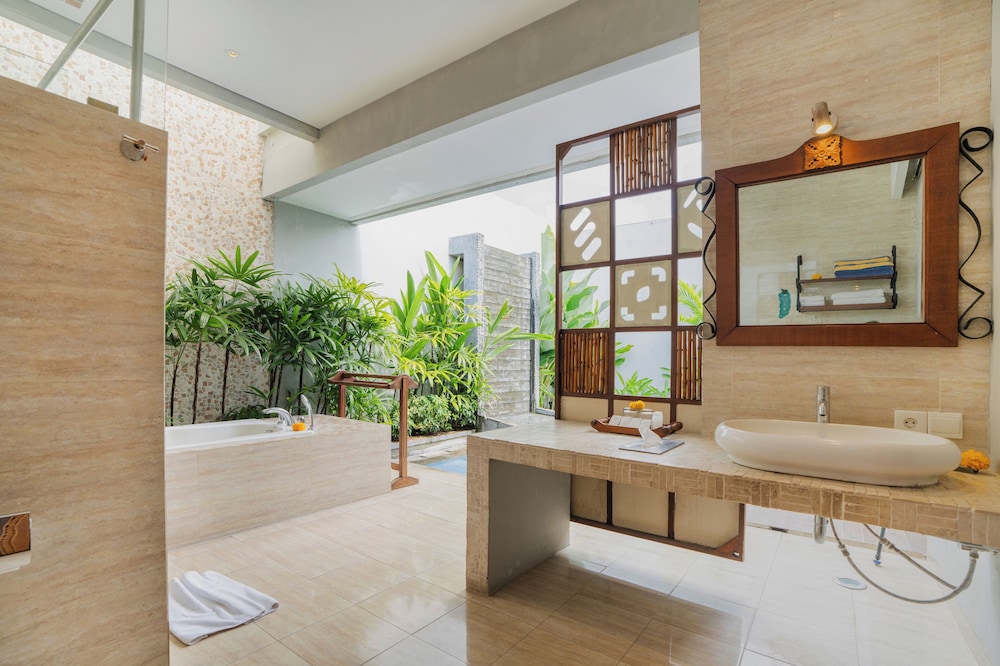 Deluxe Villa, Private Pool - Photo 4
